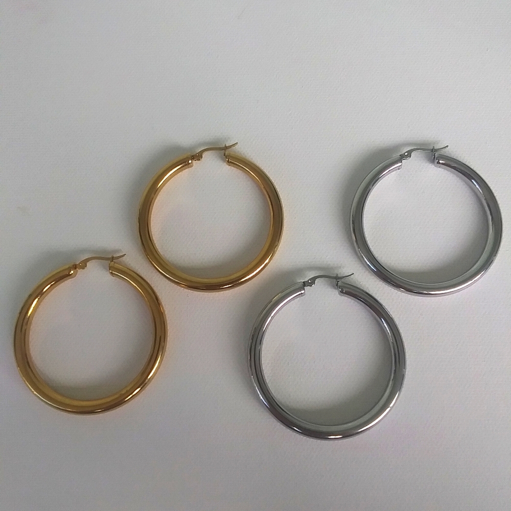 *2 pairs* stainless steel hoop earrings